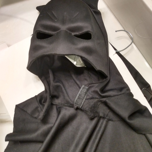 Boys Sz Medium Batman Costume - Picture 6 of 8